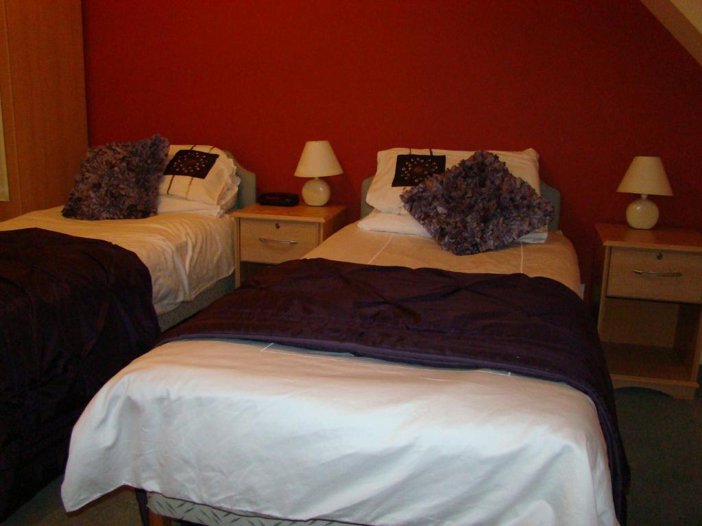 Rosemount Palace Aberdeen Room photo